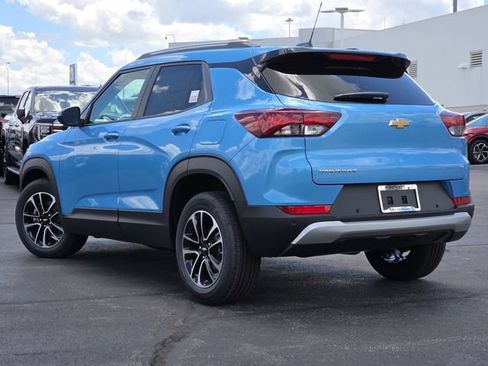 New 2026 Chevrolet TrailBlazer LT w/ Driver Confidence Package FWD image 17