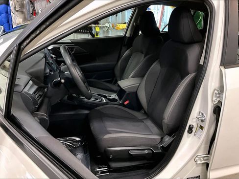 Used 2024 Subaru Impreza 2.0i image 6