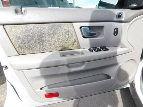 Used 2001 Ford Taurus SEL image 11