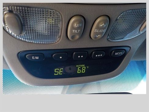 Used 2006 Toyota Tundra Limited image 25