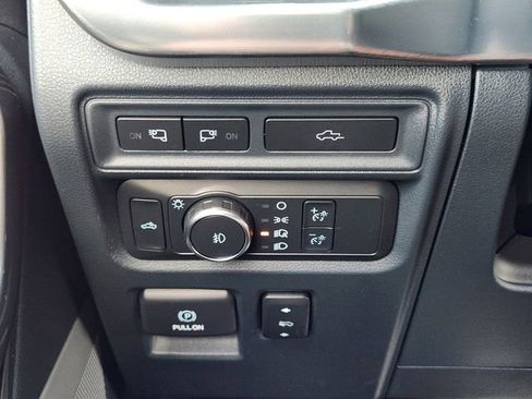 Used 2022 Ford F150 Lariat image 24