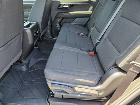New 2026 Chevrolet Tahoe LS w/ LS Custom Edition AWD/4WD image 7