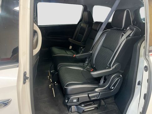 Used 2023 Honda Odyssey Elite image 25