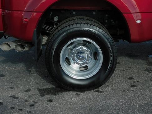 Used 2025 Ford F350 XLT image 10