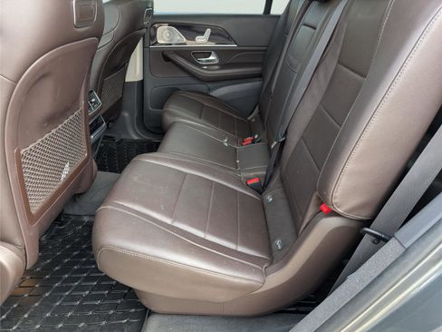 Used 2020 Mercedes-Benz GLS 450 4MATIC image 33