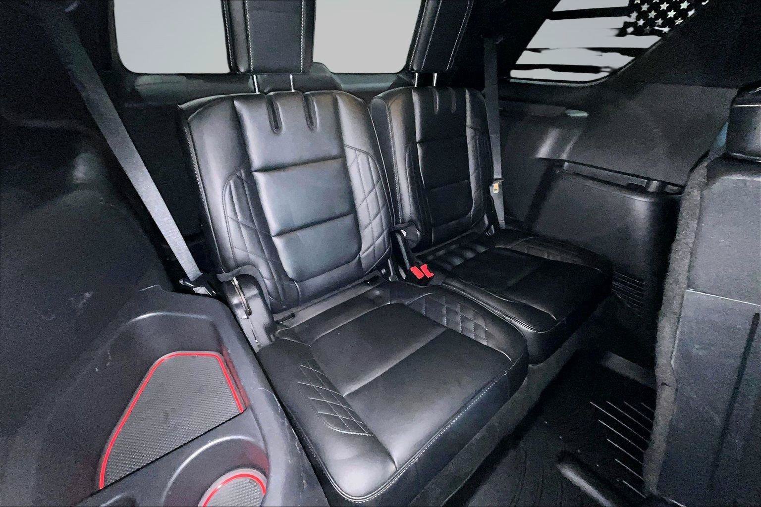Used 2017 Ford Explorer Platinum AWD/4WD image 29