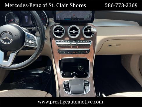 Used 2021 Mercedes-Benz GLC 300 4MATIC image 17