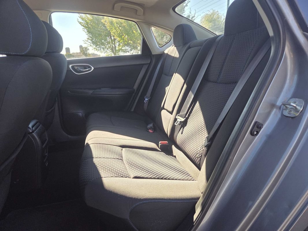 Used 2017 Nissan Sentra SR w/ Driver's Assist Package FWD image 11