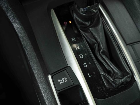 Used 2020 Honda Civic LX image 28