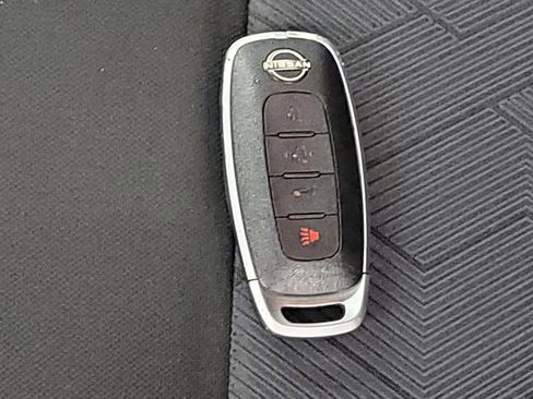 Used 2024 Nissan Versa SV image 32