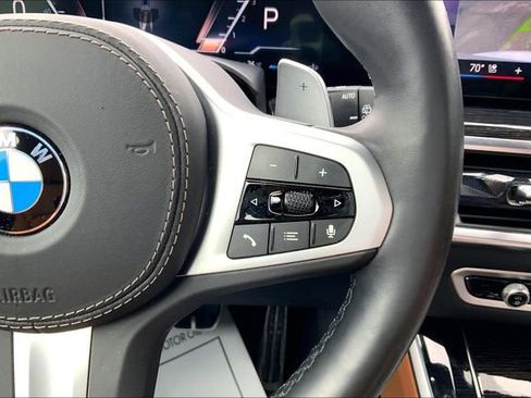 Used 2025 BMW X5 xDrive40i w/ M Sport Package image 15