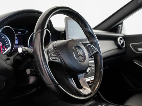 Used 2018 Mercedes-Benz CLA 250 image 15