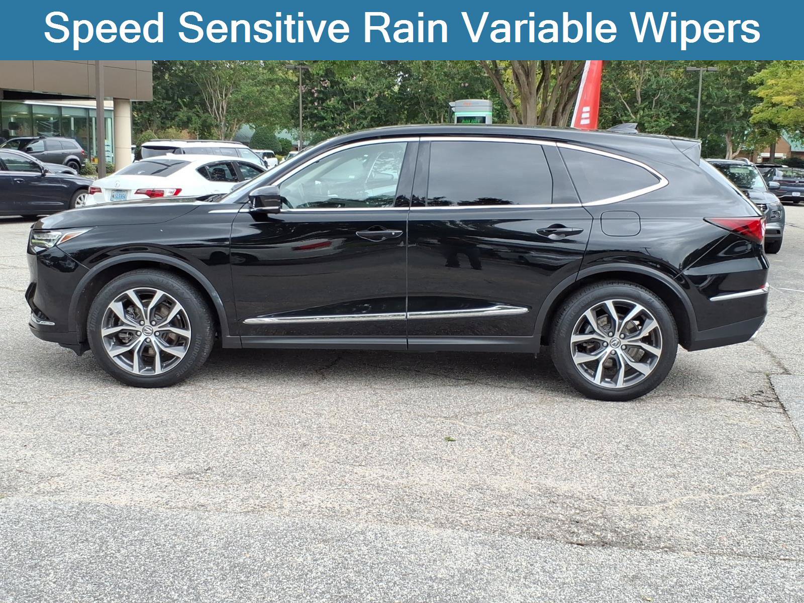 Used 2023 Acura MDX w/ Technology Package AWD/4WD image 3