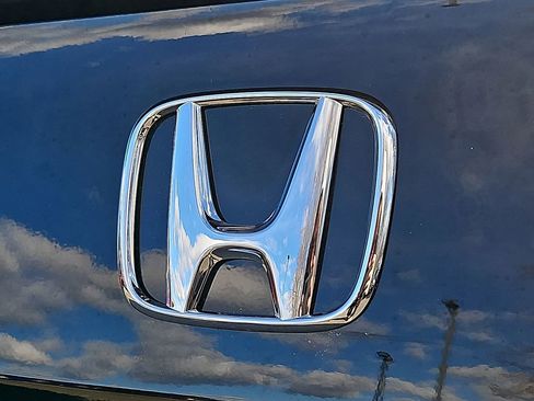 Used 2023 Honda Civic Sport image 30