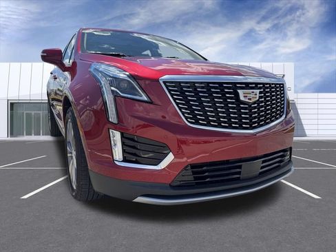 Used 2020 Cadillac XT5 Premium Luxury w/ Platinum Package AWD/4WD image 8