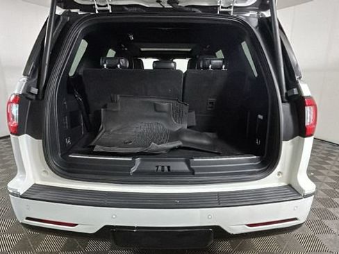 Used 2020 Lincoln Navigator Reserve w/ Luxury Package AWD/4WD image 27