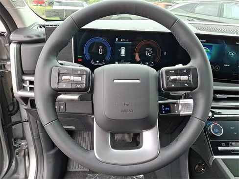 New 2026 Hyundai Santa Fe SE image 10