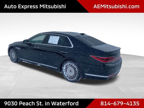 Used 2022 Genesis G90 5.0 Ultimate image 5