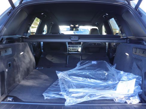 New 2026 BMW X5 xDrive40i w/ Premium Package image 16