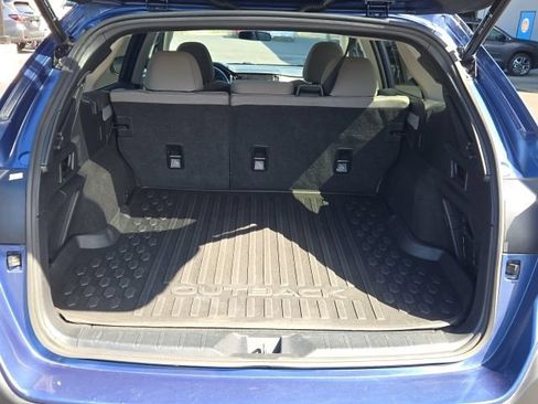 Used 2021 Subaru Outback Premium AWD/4WD image 18