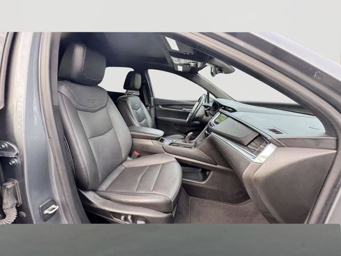 Used 2021 Cadillac XT5 Premium Luxury image 7