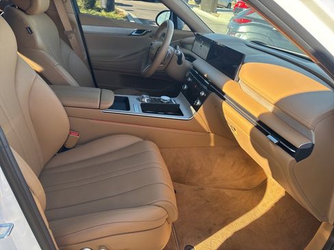 Used 2025 Genesis G80 2.5T Advanced image 14