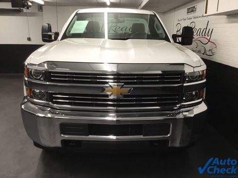 Used 2018 Chevrolet Silverado 3500 W/T w/ Snow Plow Prep Package AWD/4WD image 4
