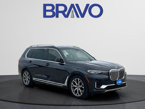 Used 2022 BMW X7 xDrive40i image 3