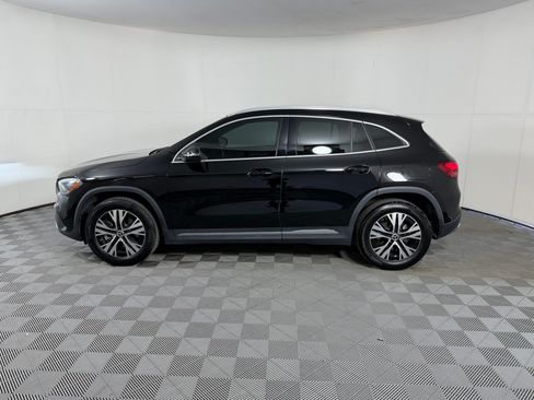 Used 2025 Mercedes-Benz GLA 250 image 2