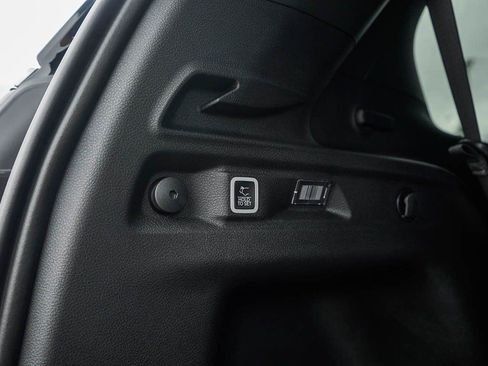 New 2025 Jeep Grand Cherokee L Laredo w/ Luxury Tech Group I image 8