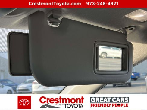 Used 2023 Toyota Corolla Cross LE image 9