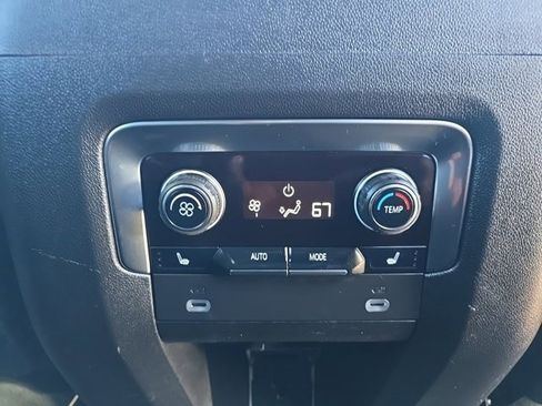 Used 2024 Chevrolet Tahoe Premier w/ Premium Package image 23