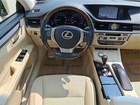Used 2015 Lexus ES 350 image 12