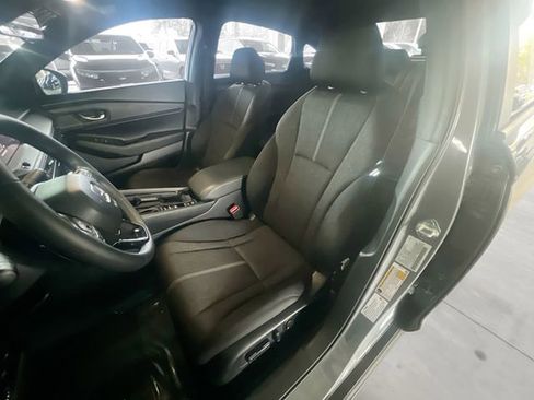 Used 2024 Honda Accord Sport image 9