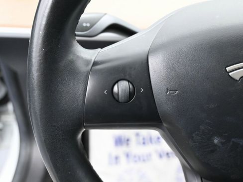 Used 2018 Tesla Model 3 Long Range image 17