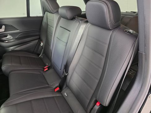 Certified 2025 Mercedes-Benz GLS 580 4MATIC image 16