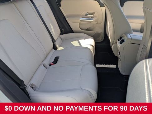Used 2025 Mercedes-Benz GLA 250 4MATIC image 28