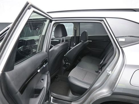 Used 2025 Kia Seltos S image 35