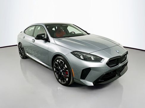 New 2026 BMW M235i xDrive w/ Technology Package image 3