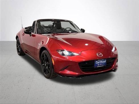 Used 2019 MAZDA MX-5 Miata Club image 8