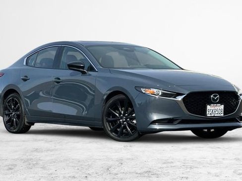 Used 2025 MAZDA MAZDA3 s image 2