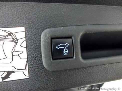 Used 2021 Toyota Sienna XLE w/ XLE Plus Package AWD/4WD image 26