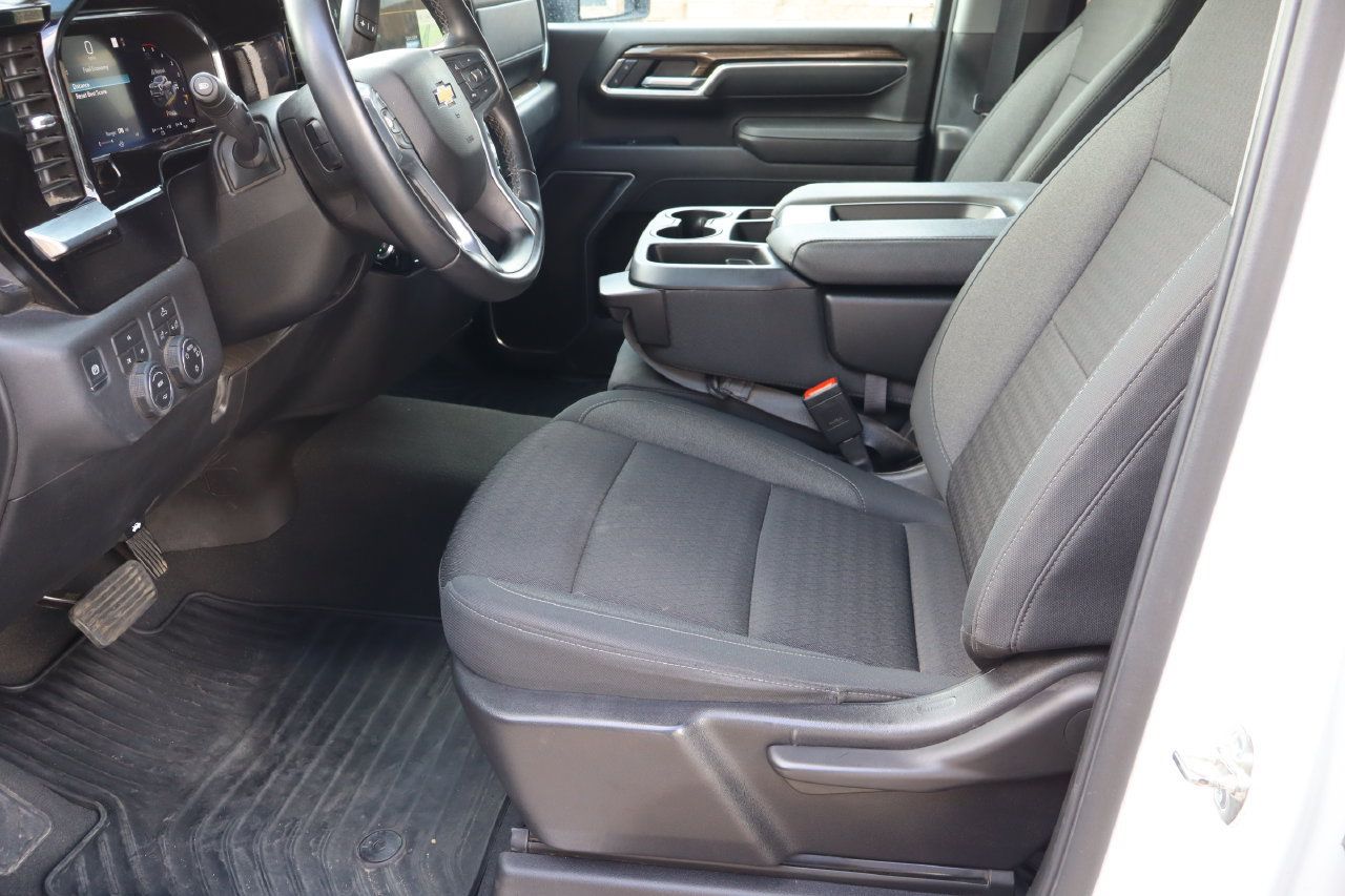 Used 2026 Chevrolet Silverado 2500 LT AWD/4WD image 15