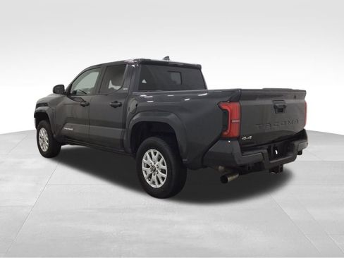 Used 2024 Toyota Tacoma SR5 image 2