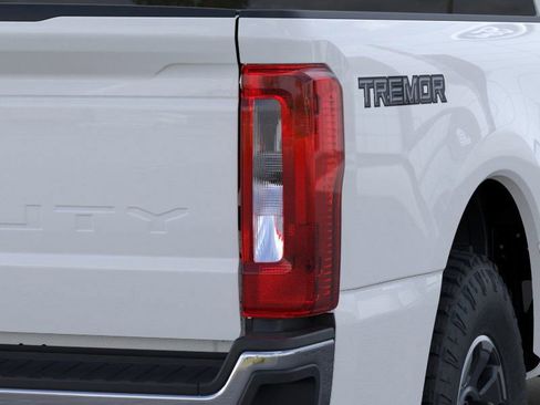 New 2026 Ford F250 XLT w/ Tremor Off-Road Package image 21