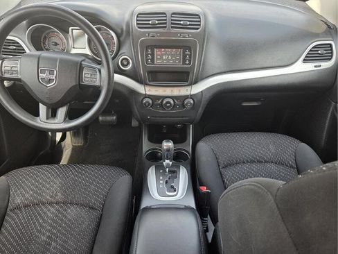Certified 2017 Dodge Journey SXT w/ Comfort/Convenience Group FWD image 16