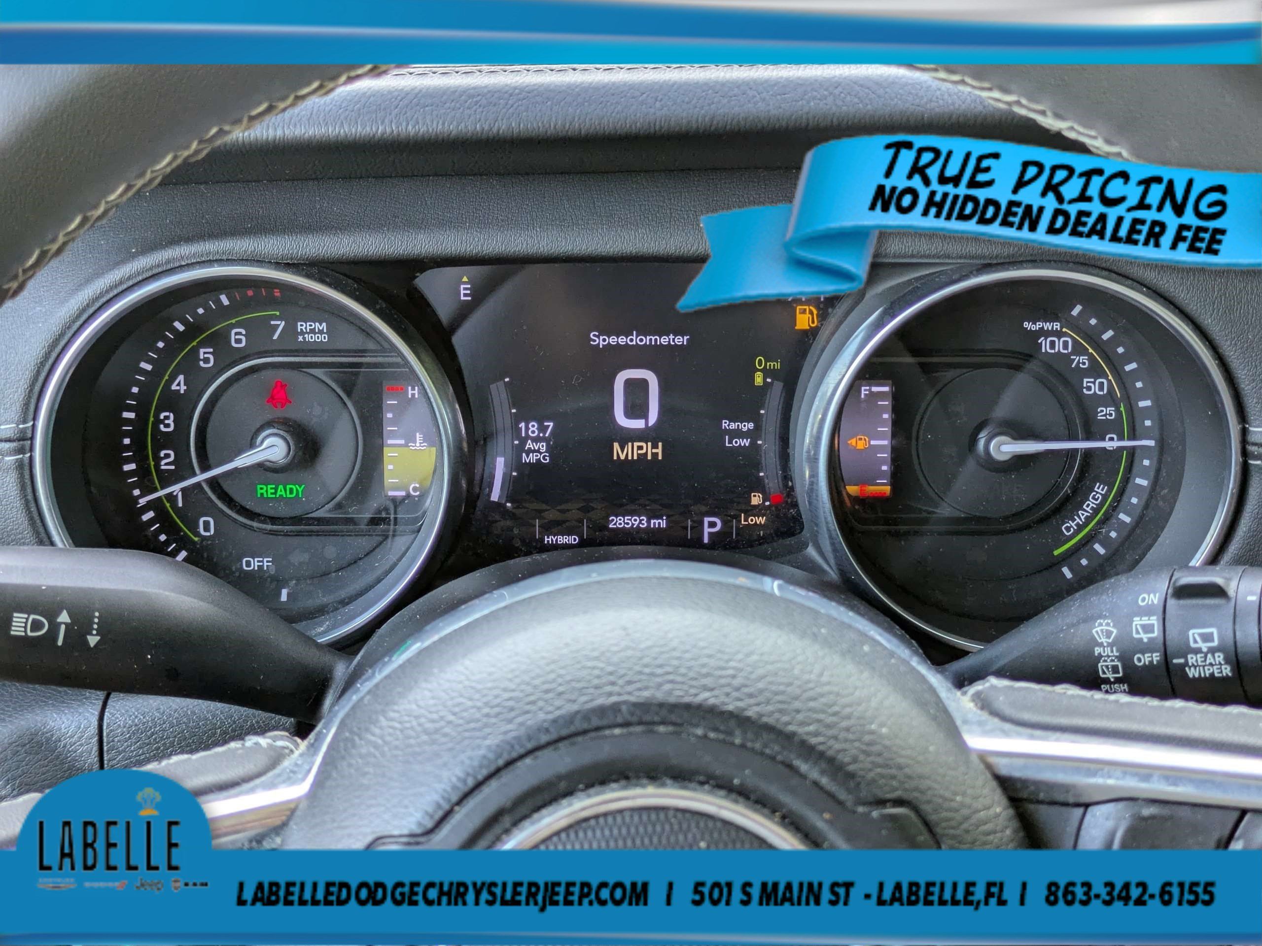 Used 2023 Jeep Wrangler Unlimited Sahara AWD/4WD image 26