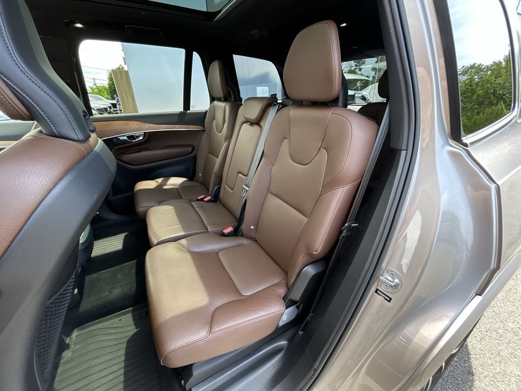 Used 2023 Volvo XC90 B6 Plus AWD/4WD image 23