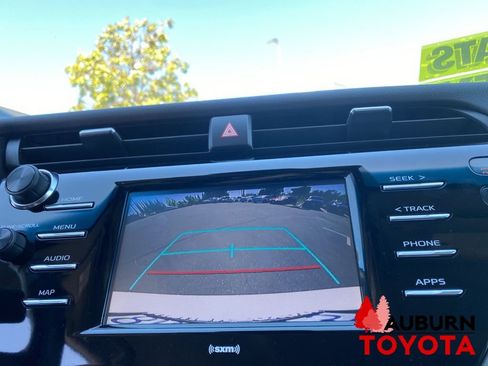 Used 2020 Toyota Camry SE FWD image 40