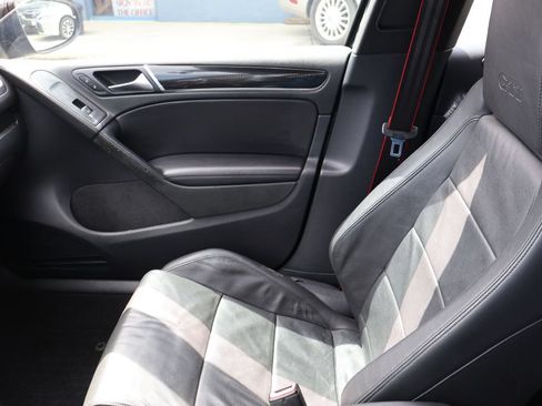 Used 2013 Volkswagen GTI Driver's Edition FWD image 35